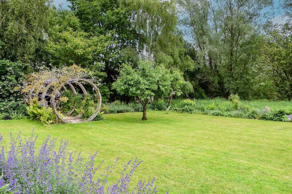 The Hideaway @ Flagham Cottage. Malmesbury Buitenkant foto