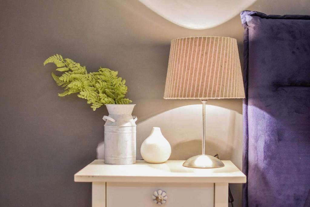 The Hideaway @ Flagham Cottage. Malmesbury Buitenkant foto